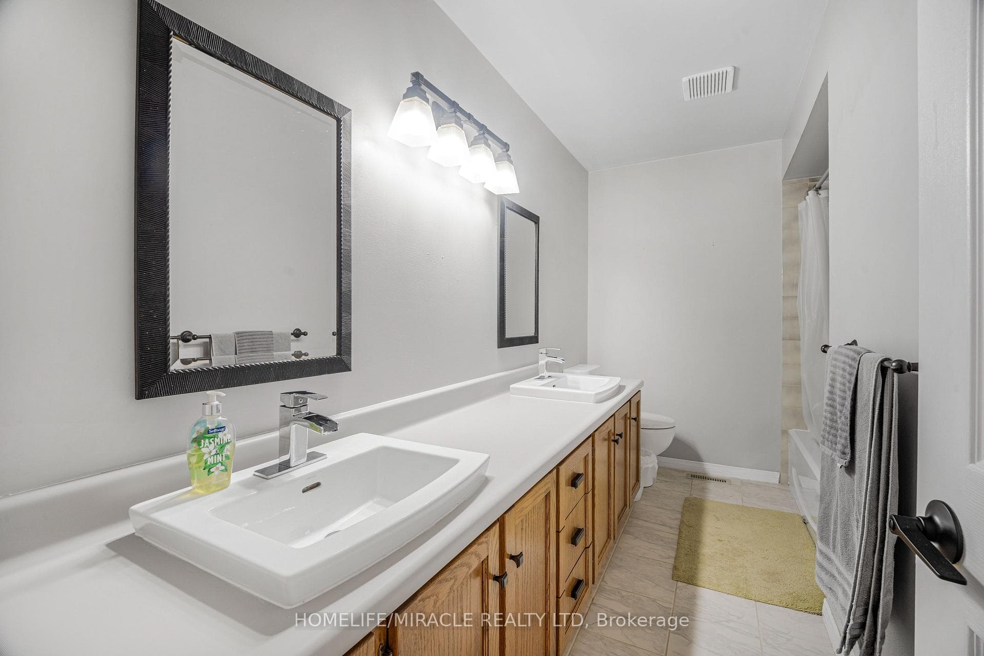 23 Millpond Place photo 29