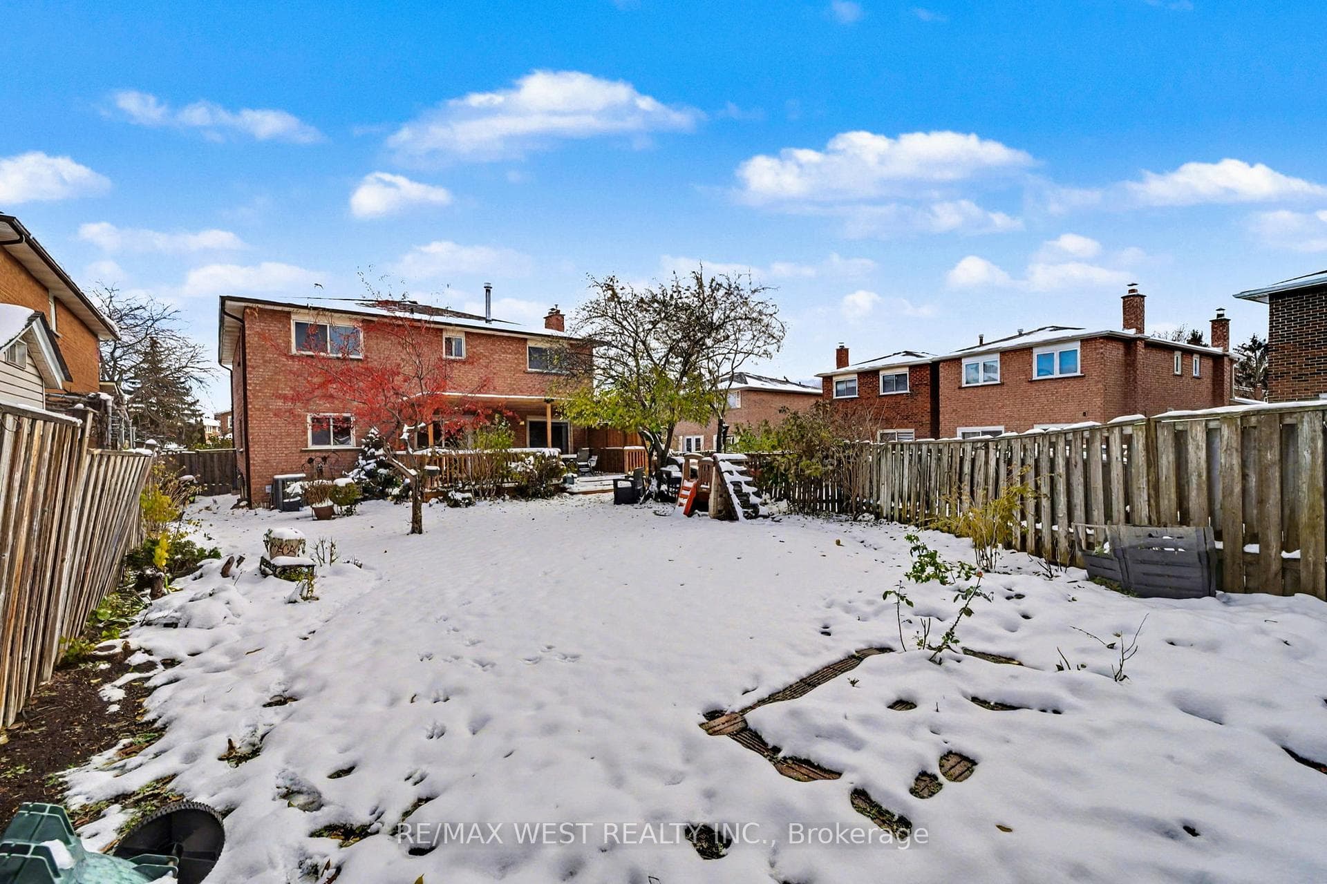 1155 Willowbank Trail photo 14