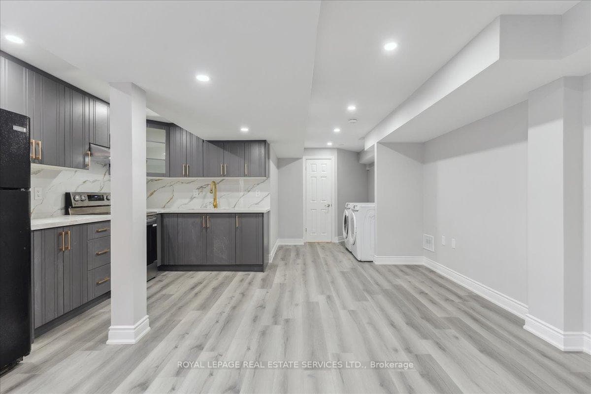 12 Eddystone Drive Unit Basement photo 7