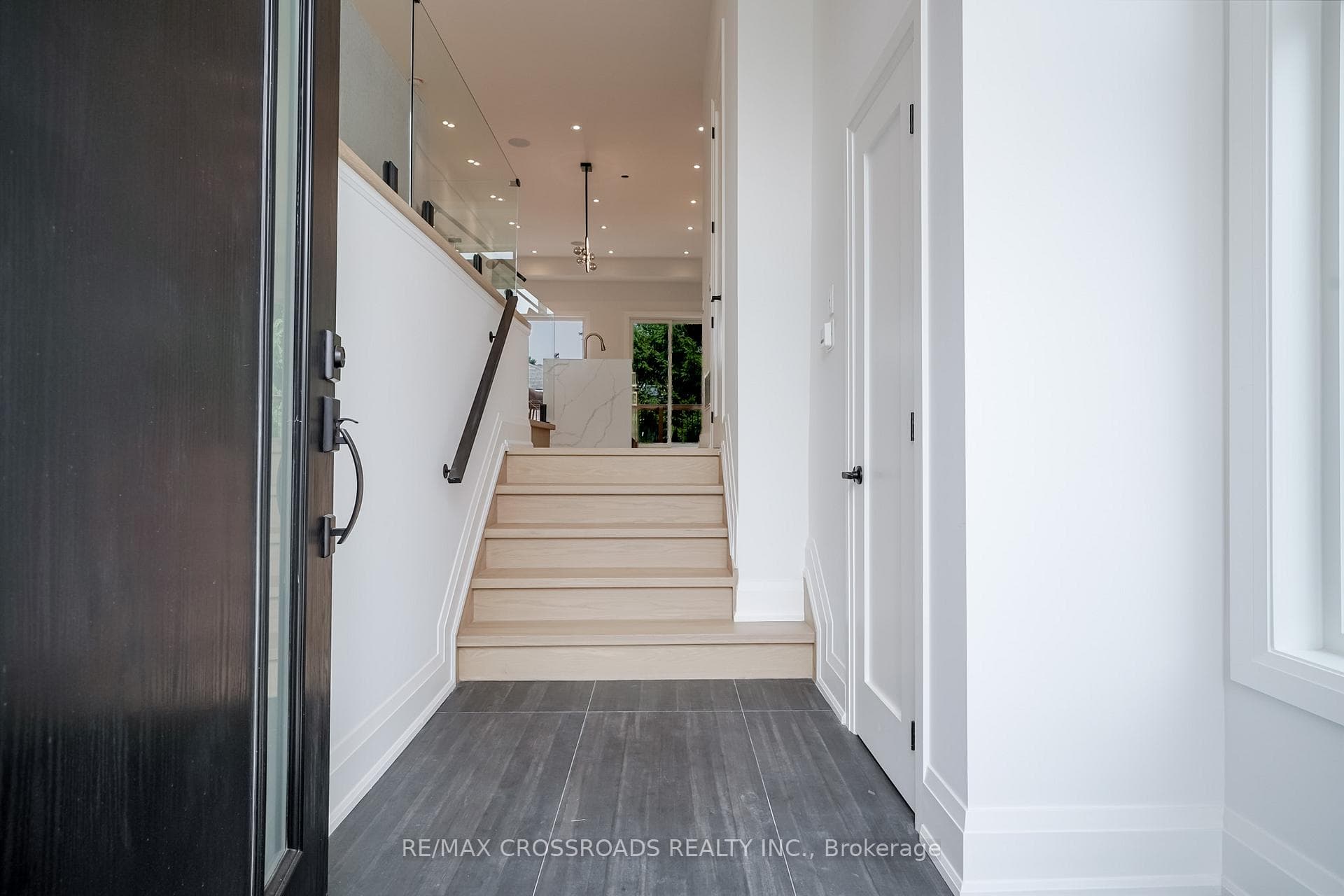 108 Park Street photo 3