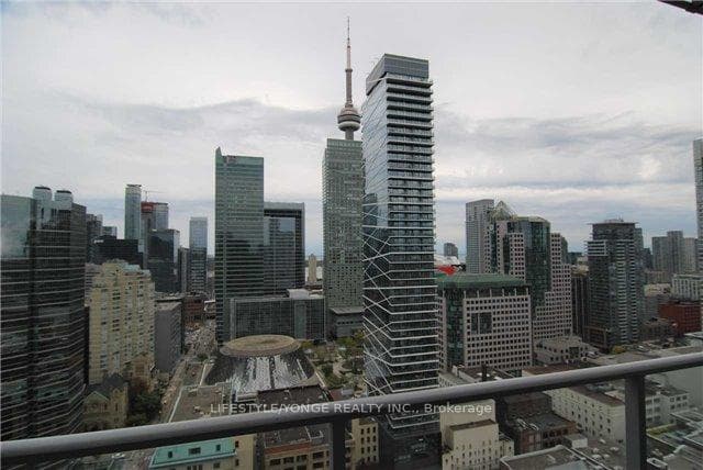 126 Simcoe Street Unit 2801 photo 15