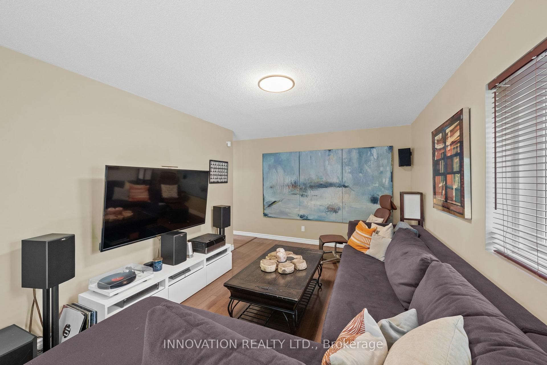 114 Bell Street photo 8