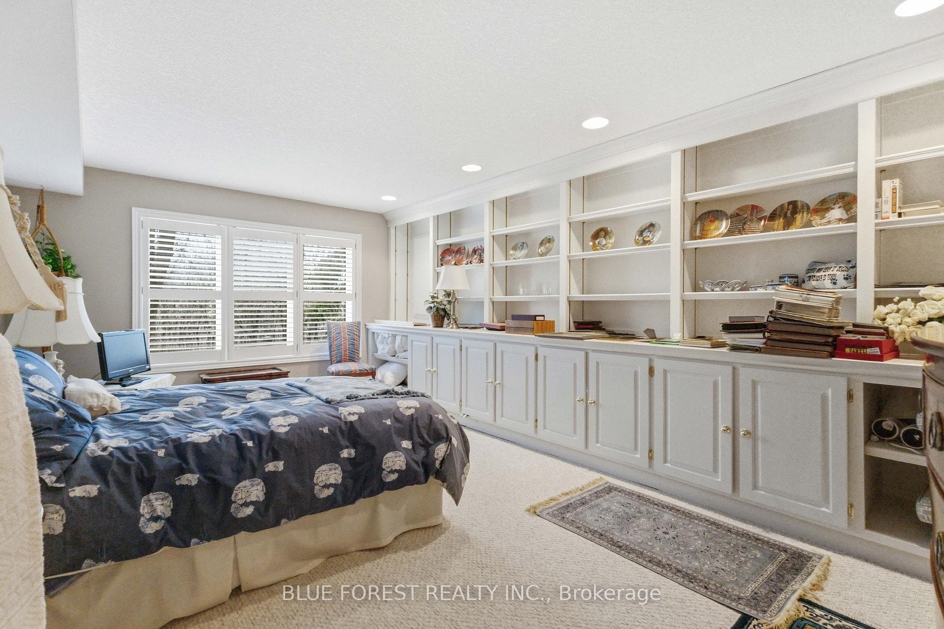 large room, great windows, lower level.