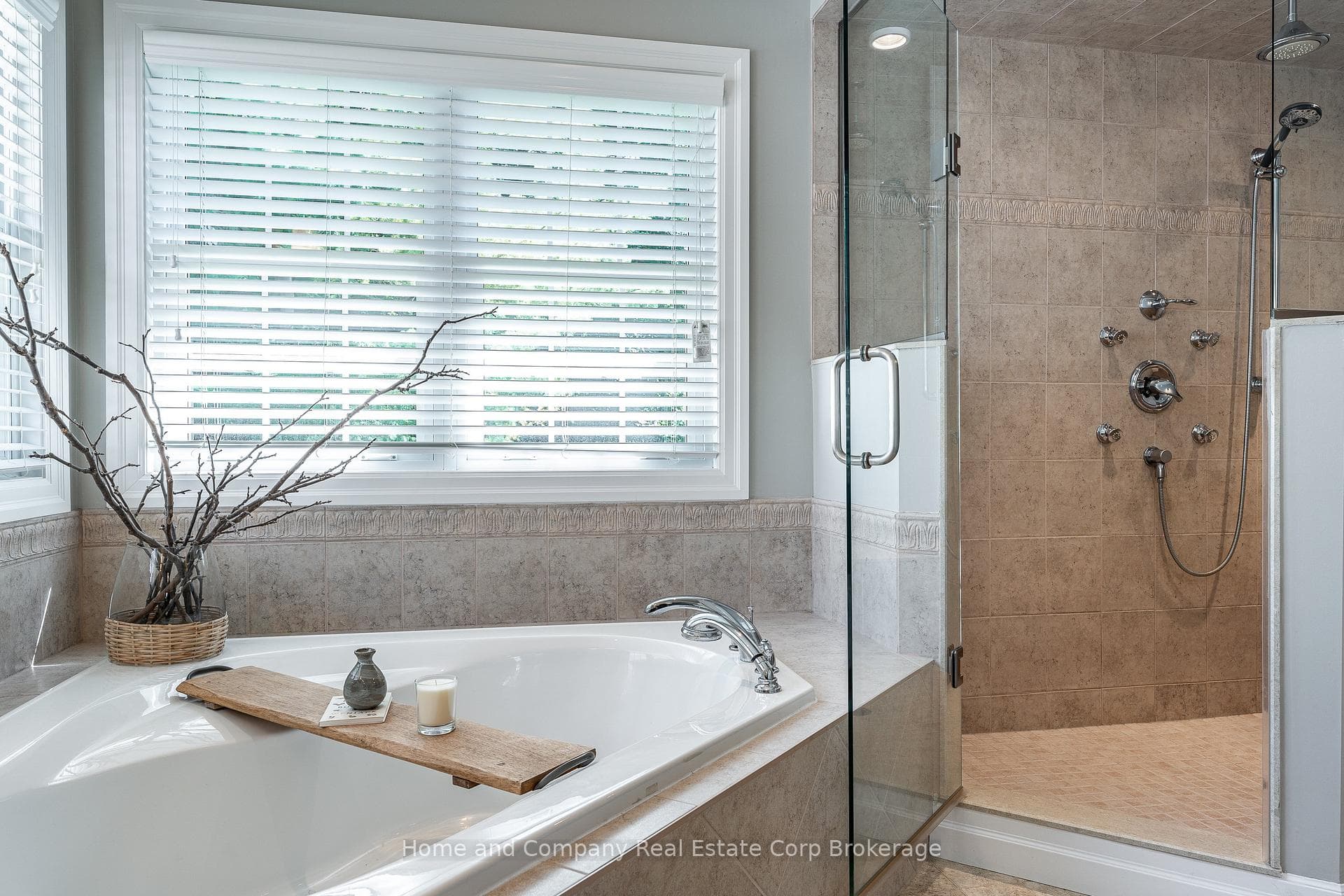 65 Sir Adam Beck Road photo 16