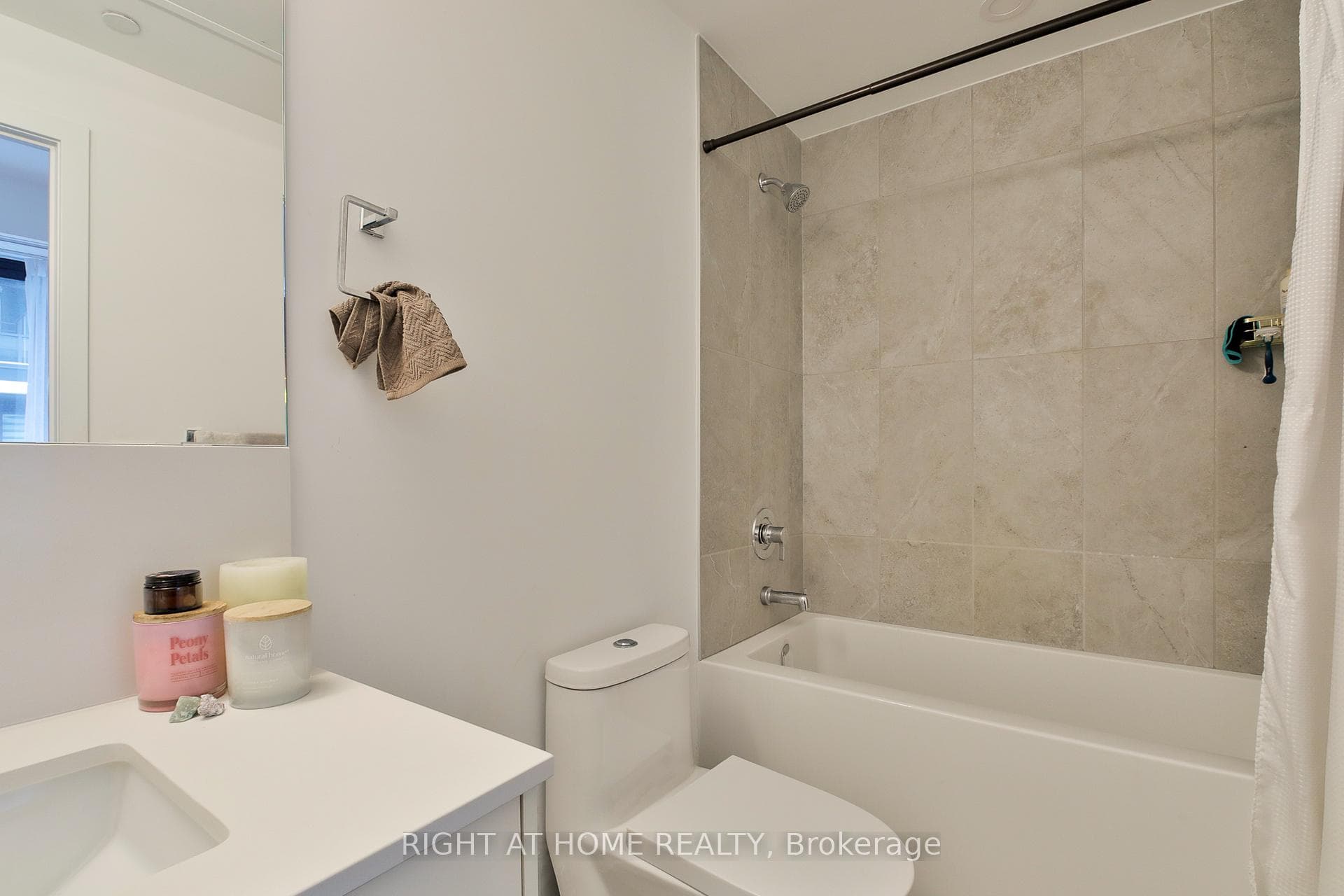 1612 Charles Street Unit 428 photo 15