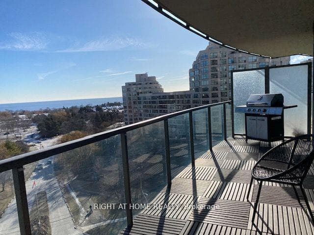 2240 Lake Shore Boulevard Unit 806 photo 11