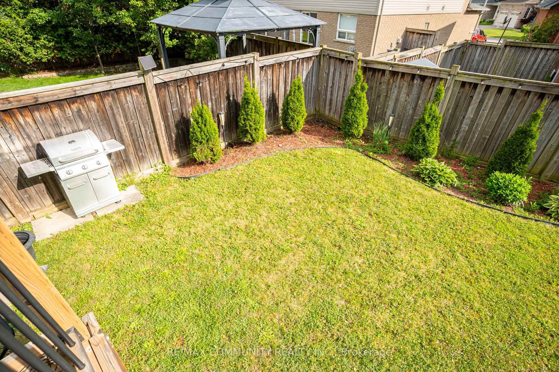 940 Ormond Drive photo 25