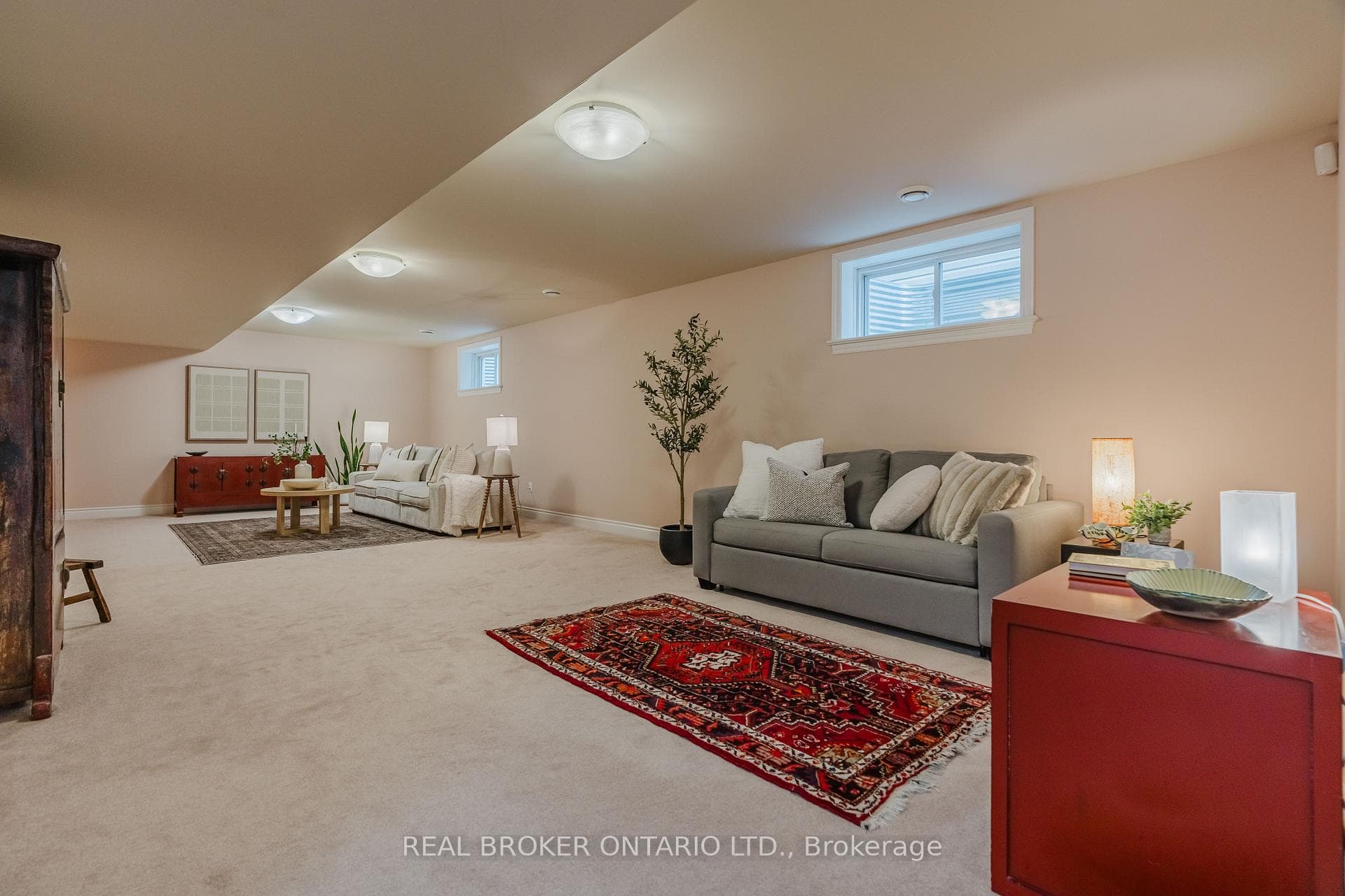 279 Currell Avenue photo 28