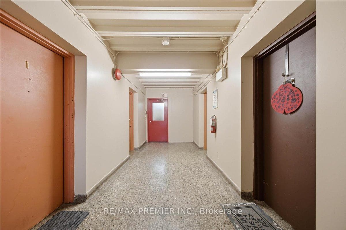 280 Weir Street photo 6