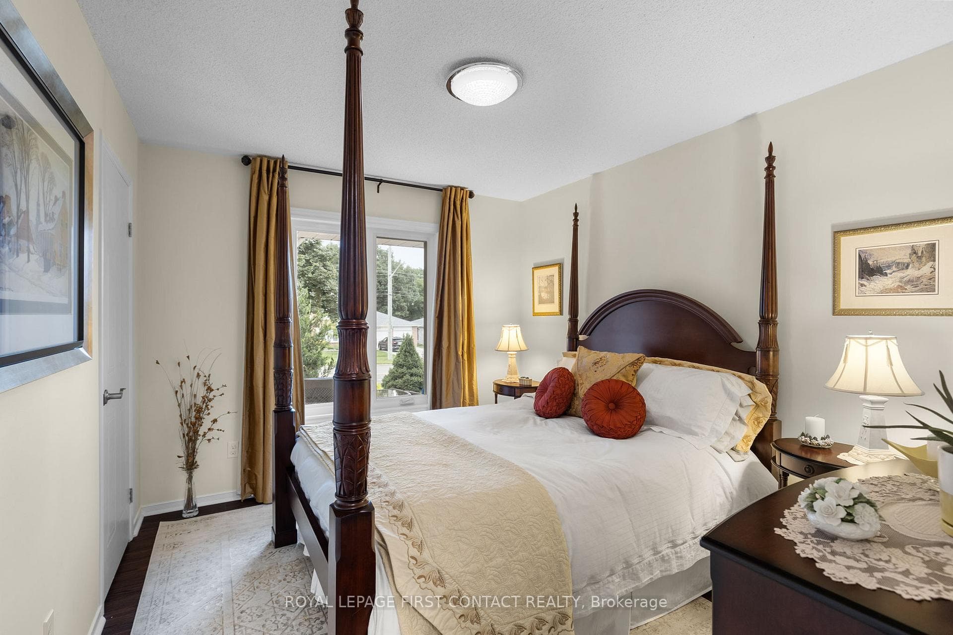 210 Anne Street photo 18