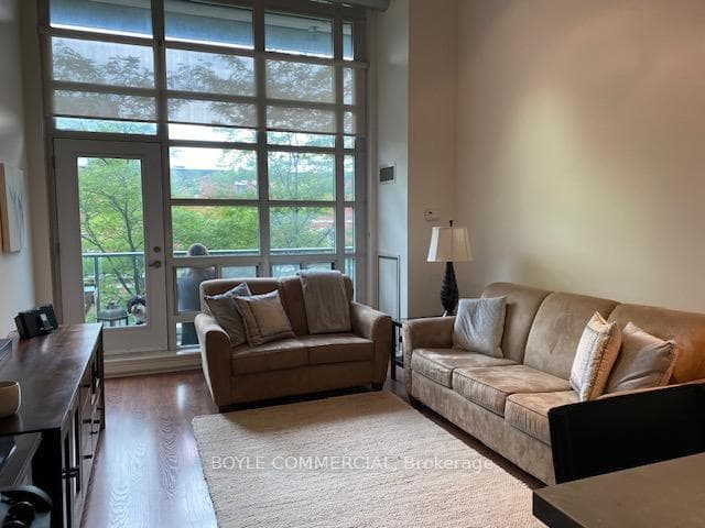 Kitchen/Living/Dining