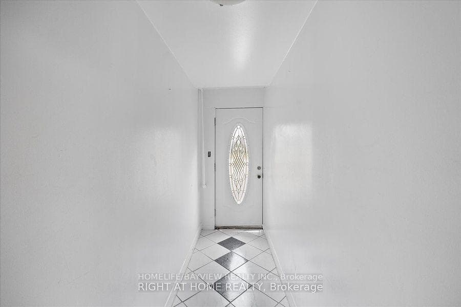 706 Hewson Drive Unit Bsmt photo 6