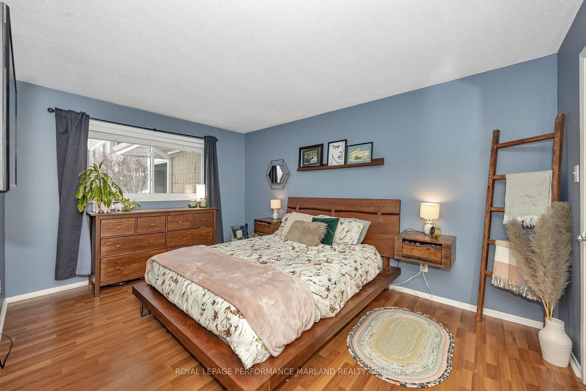 214 Viewmount Drive Unit 118 photo 16