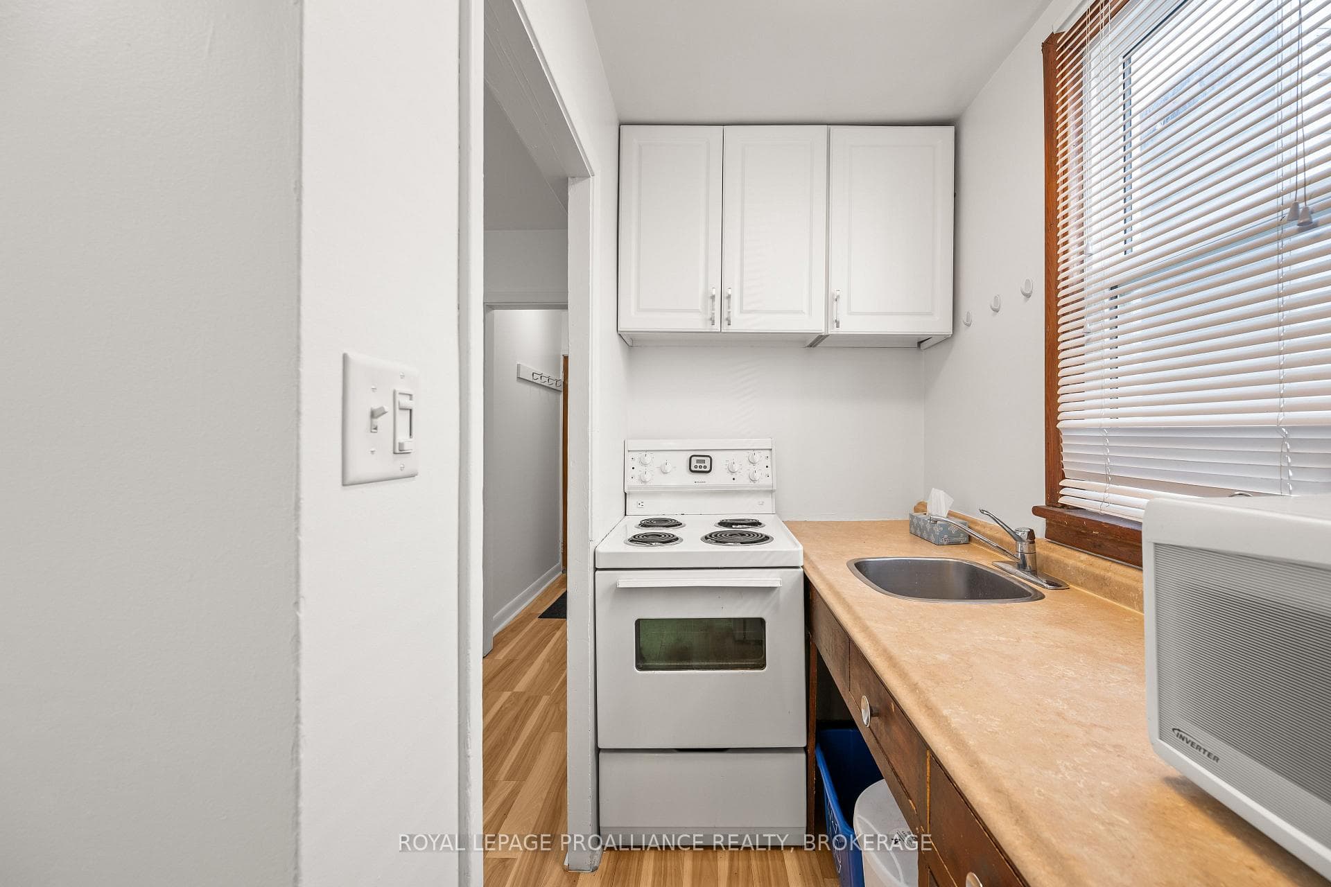 176 Nelson Street photo 7