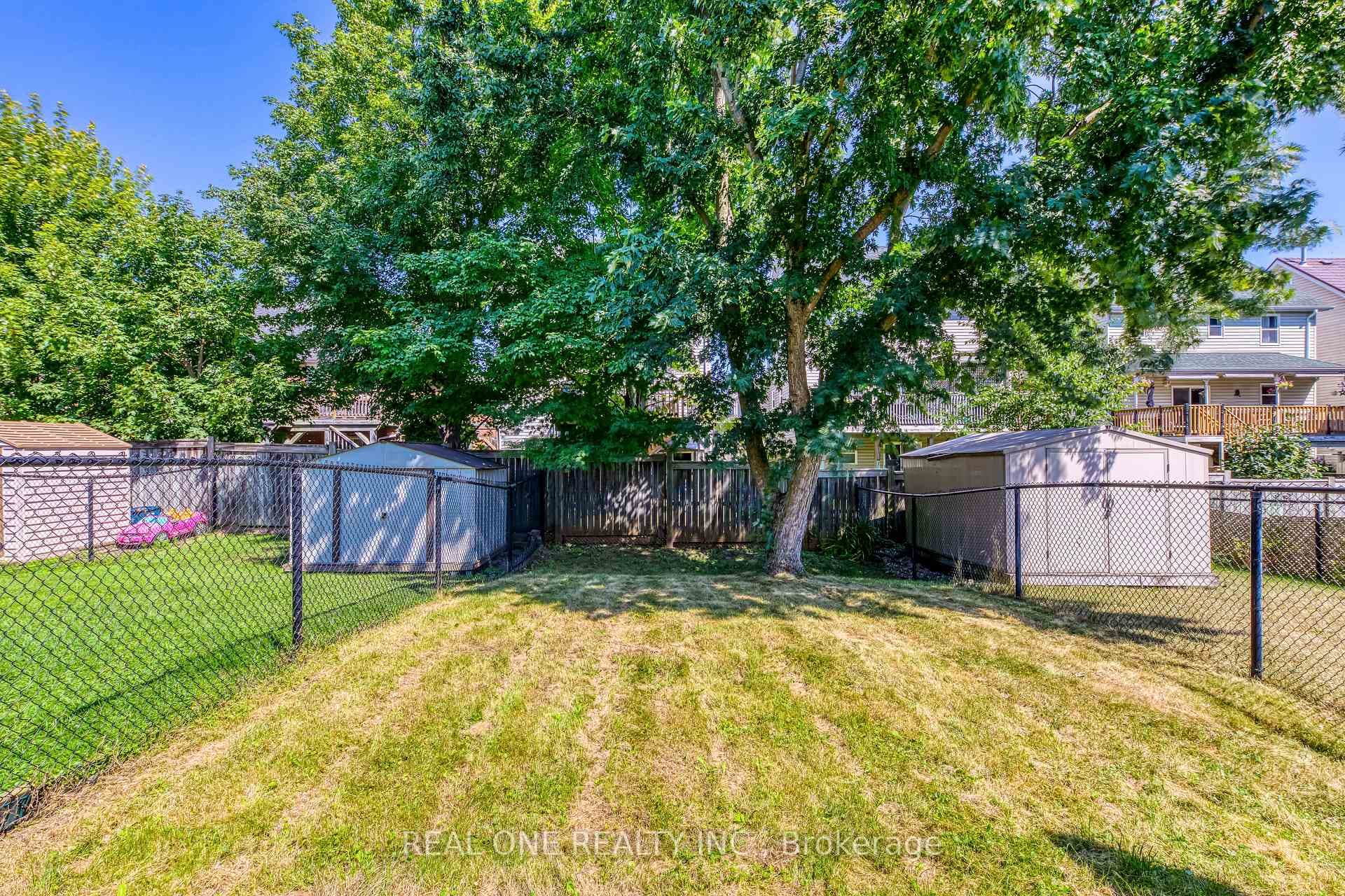 12 Danville Avenue photo 17