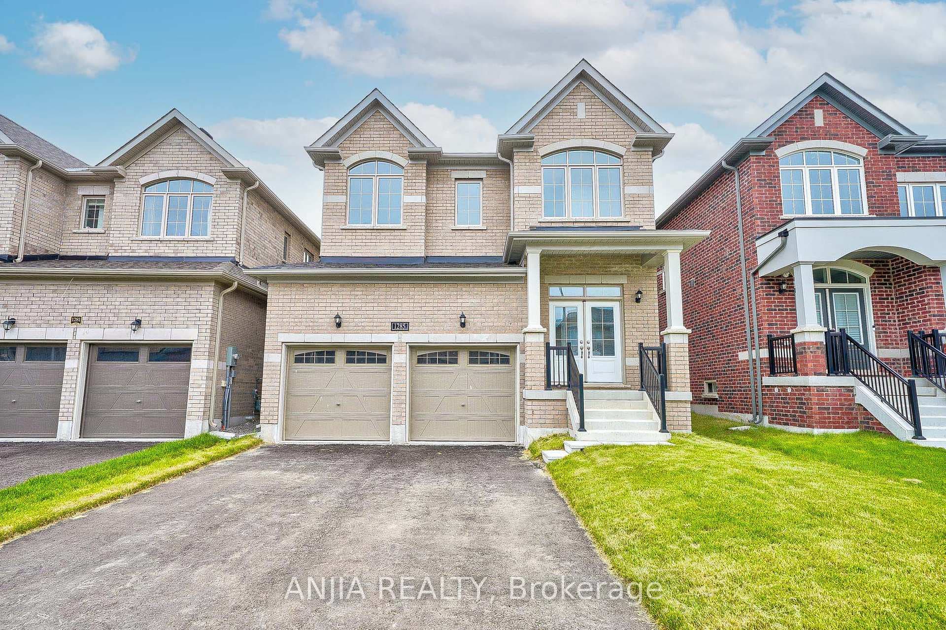 1285 Broderick Street photo 1