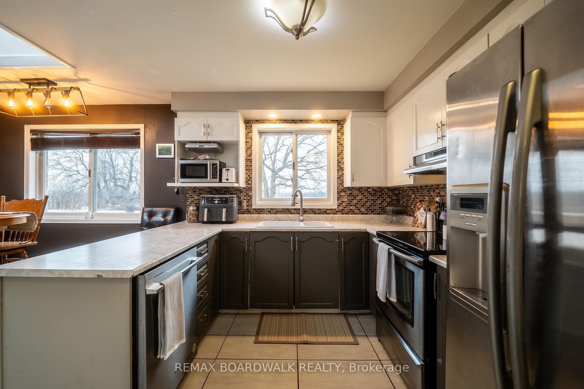 885 Townline Road photo 21
