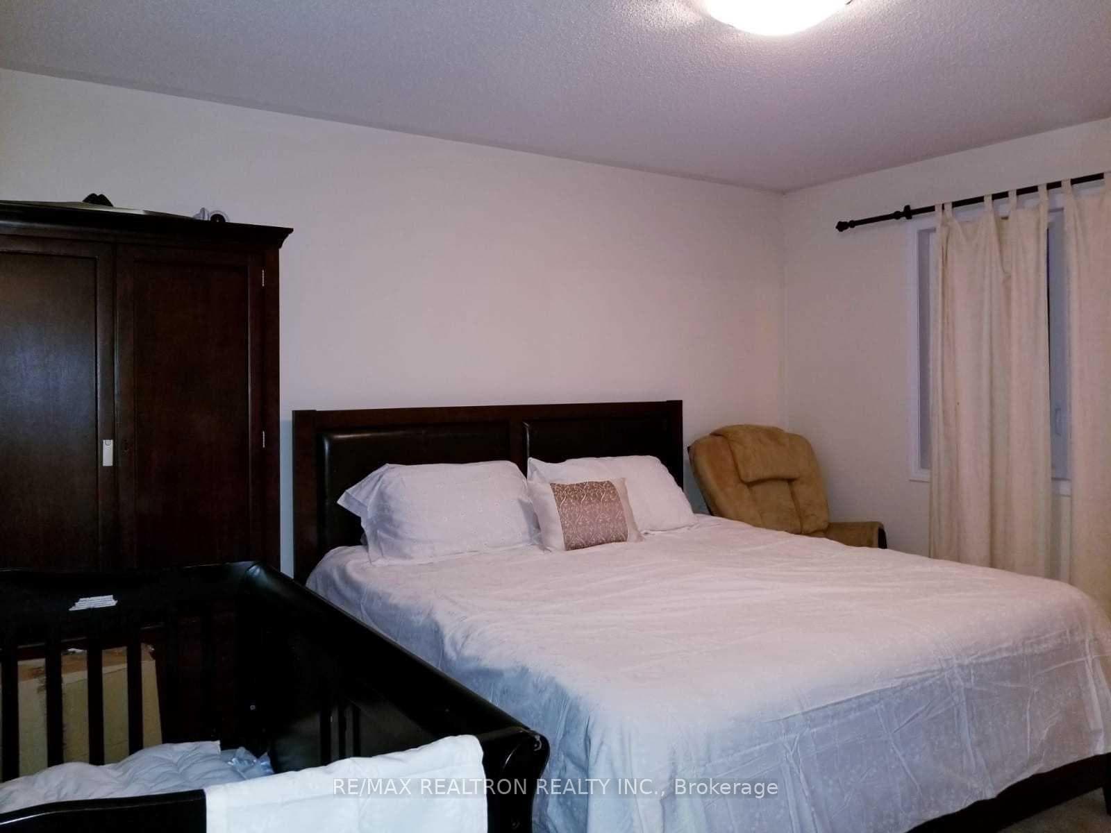 42 Red Fox Place Unit 2nd & 3rd floors photo 9