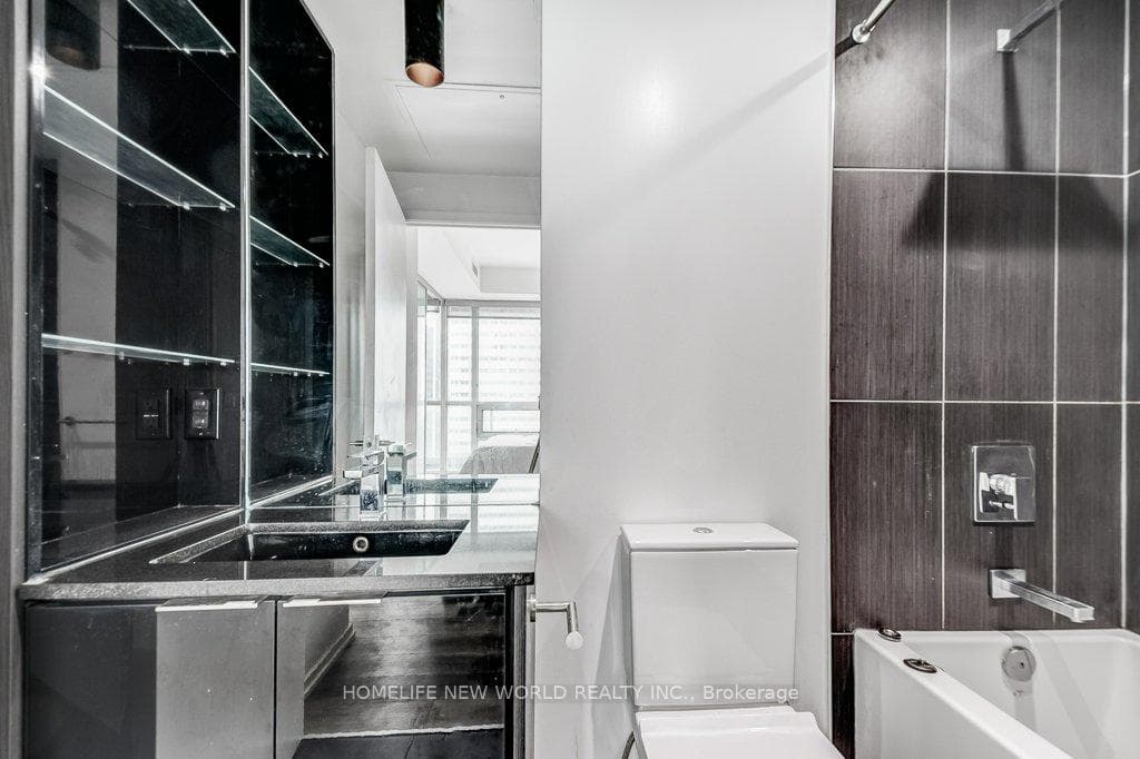 70 Temperance Street Unit 4811 photo 23