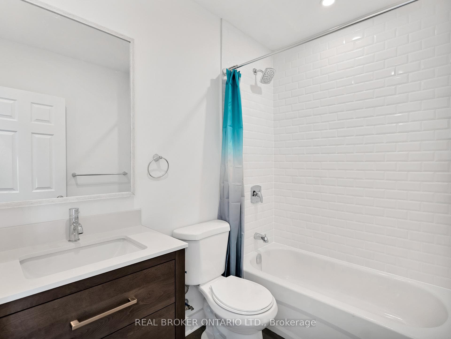 1928 Gerrard Street Unit Main Fl photo 8
