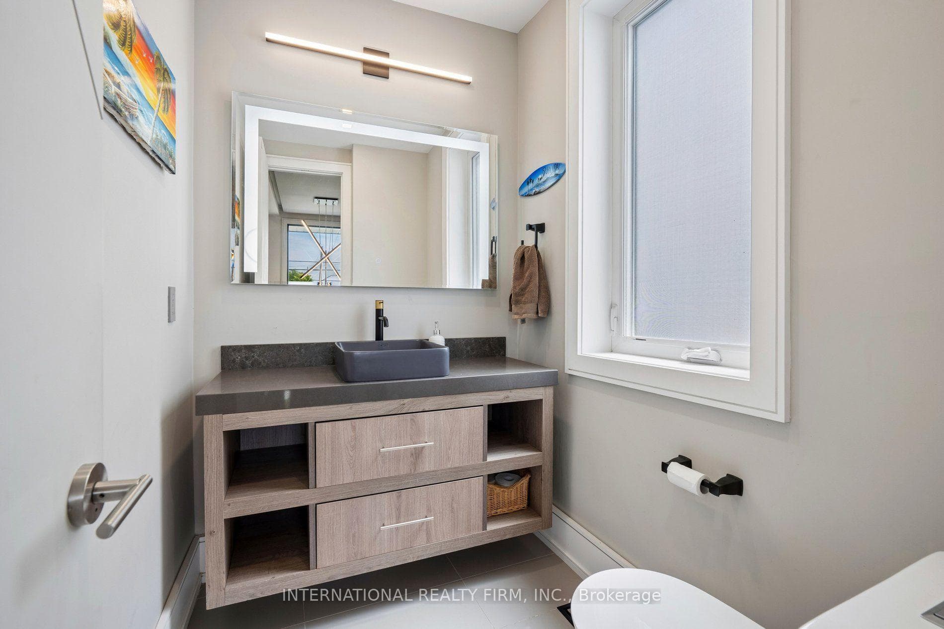 39 Wilmington Avenue photo 5