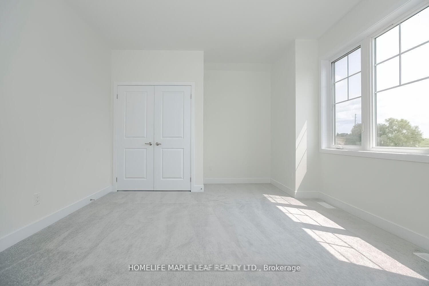 1046 Thompson Drive photo 37