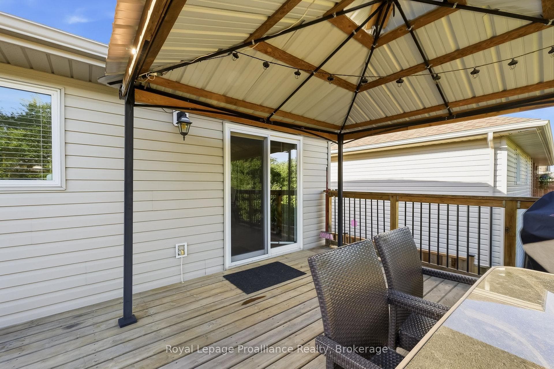 23 Fox Den Drive photo 22