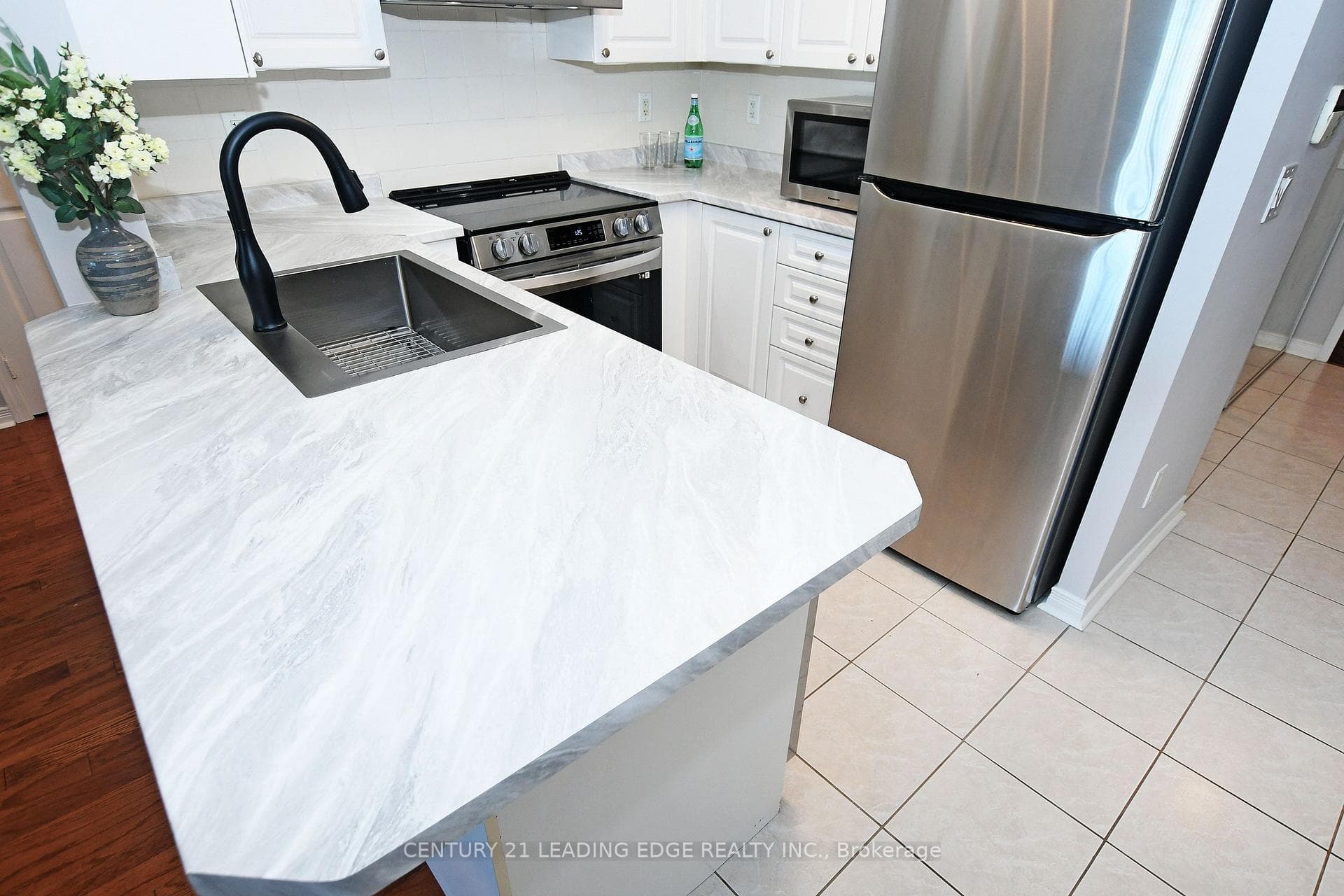 23 Oneida Crescent Unit 413 photo 12