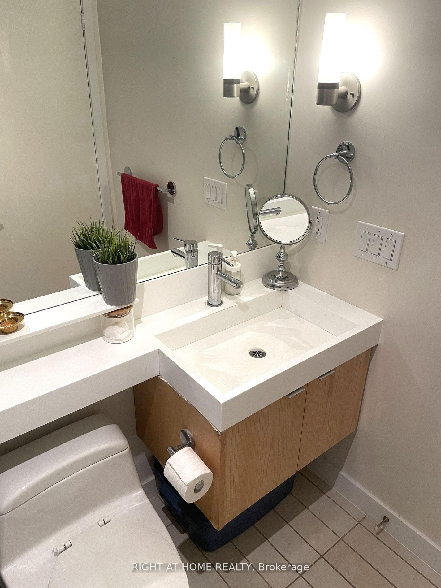 25 Telegram Mews Unit 3501 photo 13