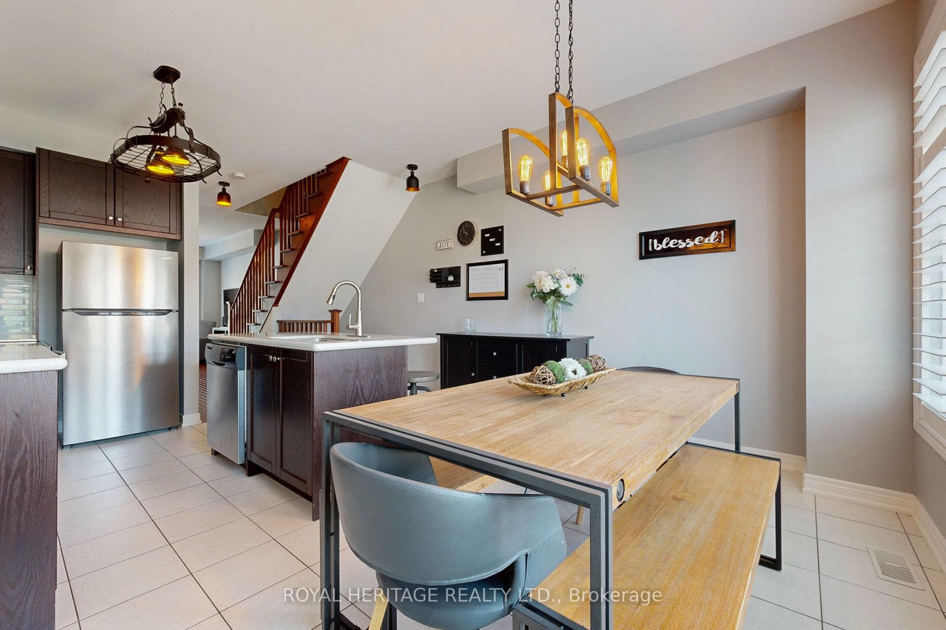 46 Belanger Crescent photo 10