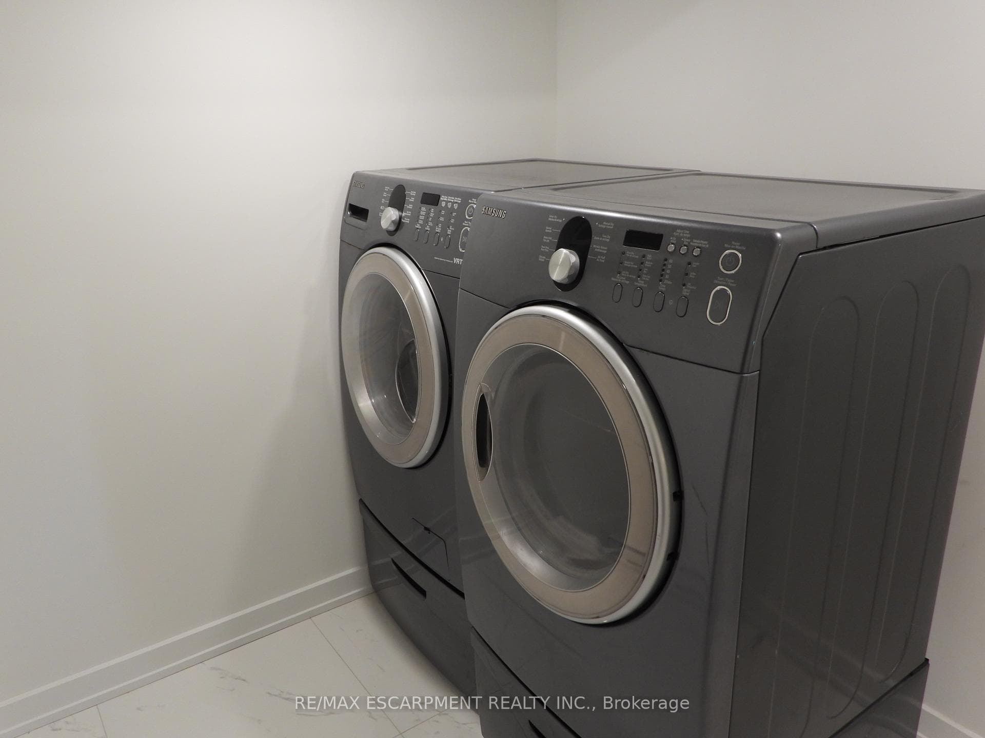 in-suite laundry