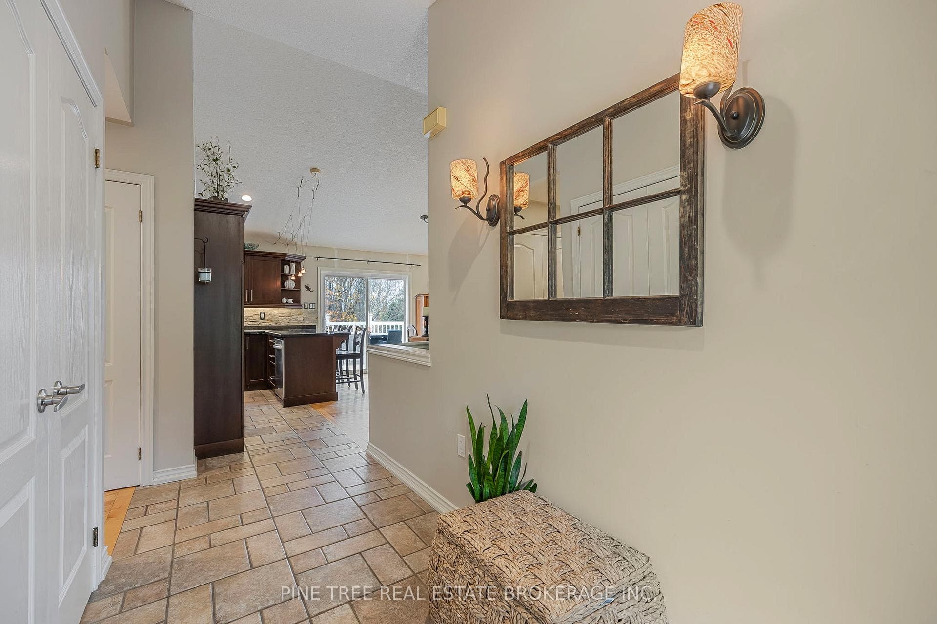 30 Hickory Lane photo 4