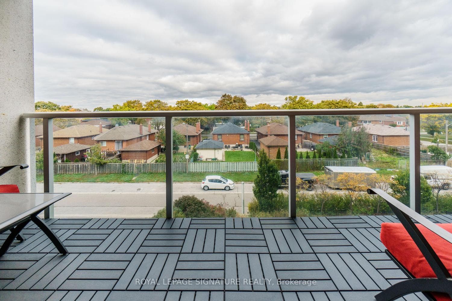 1050 The Queensway N/A Unit 313 photo 14