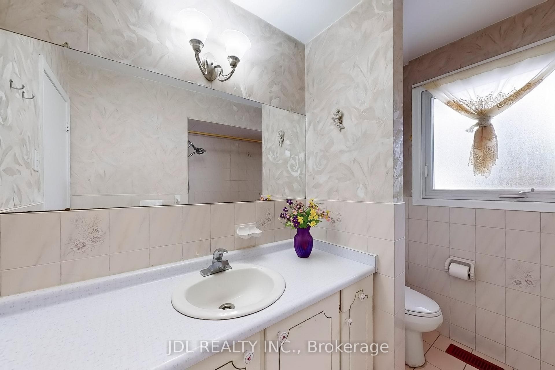 18 Allanford Road photo 15