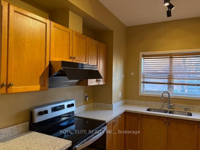 5 Maple Park Way photo 7