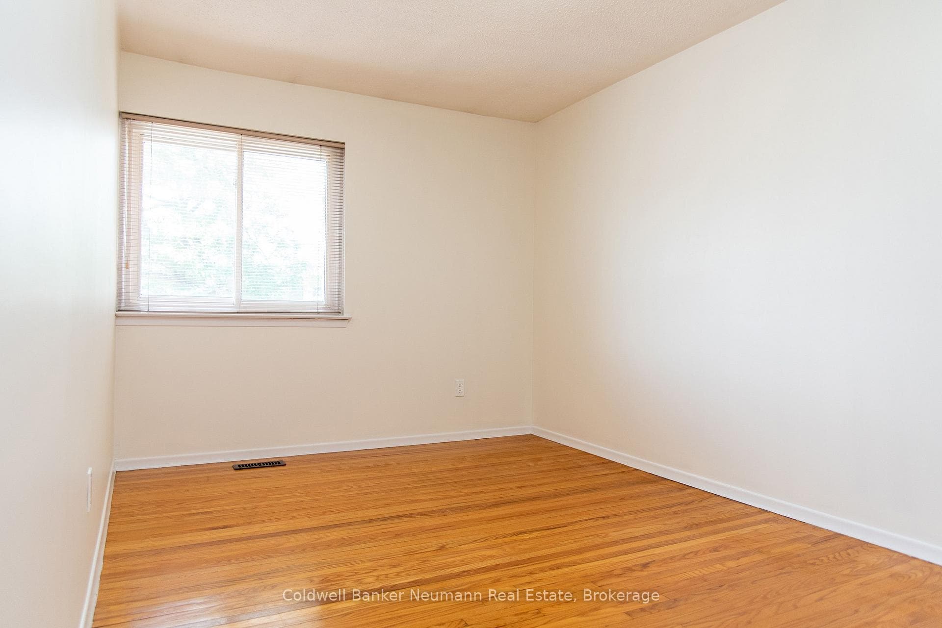 121 Bagot Street Unit 29 photo 14