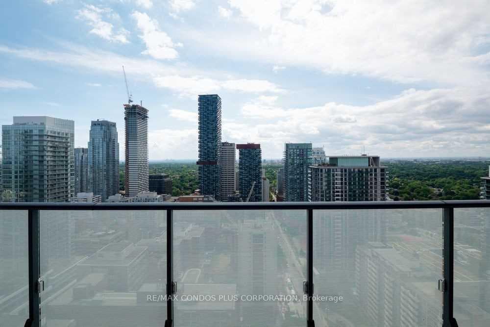 161 Roehampton Avenue Unit 3512 photo 31