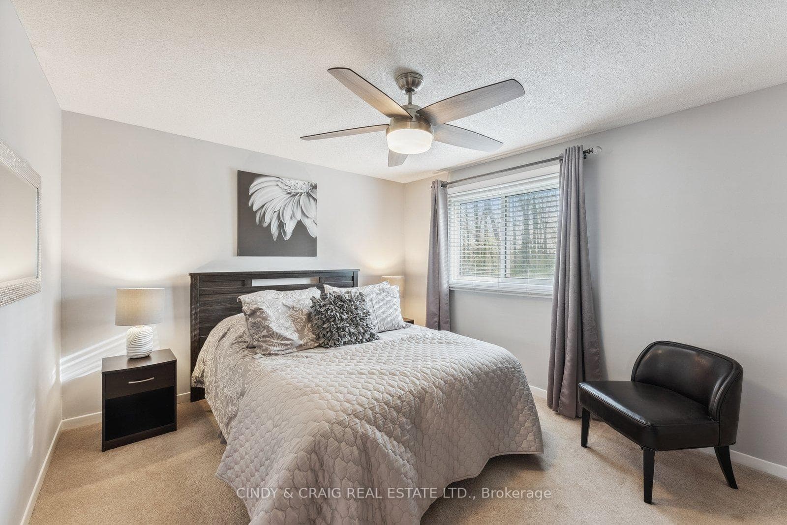 109 Yorkville Drive photo 7