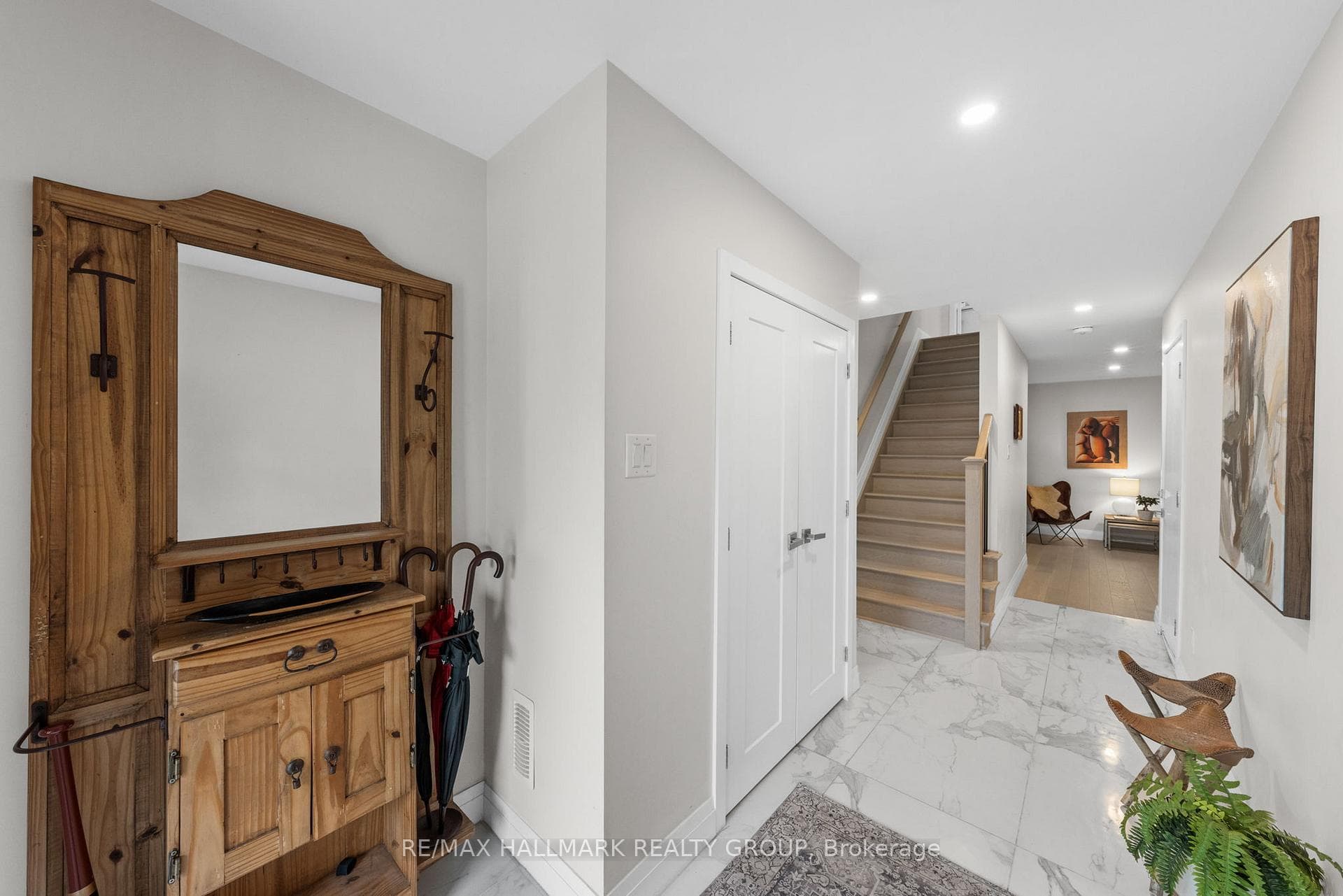 43 Bachman Terrace photo 4