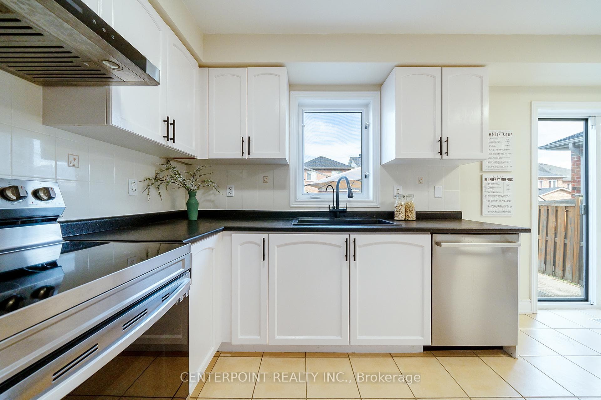 280 Caboto Trail photo 7