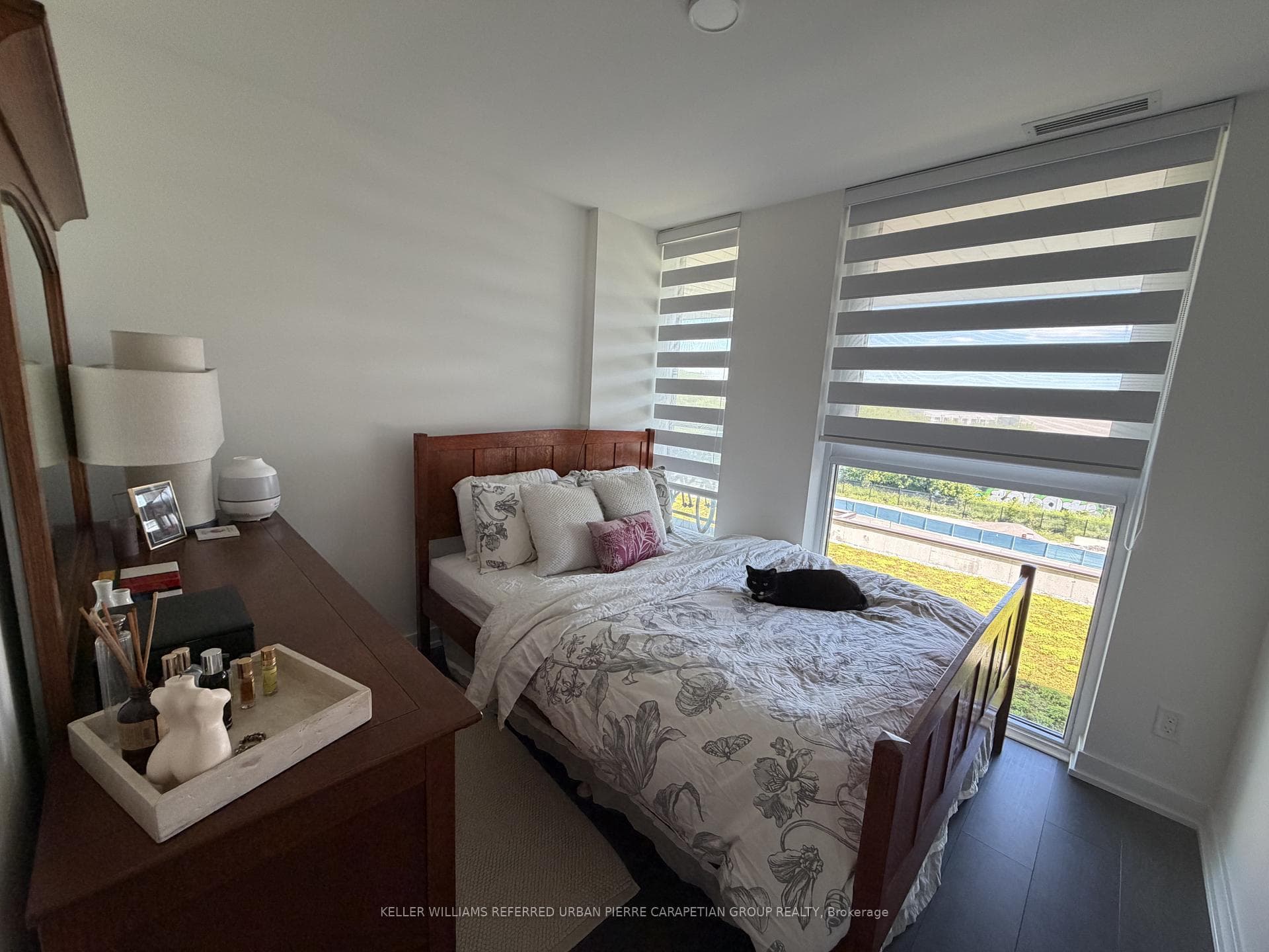 57 Brock Avenue Unit 413 photo 11