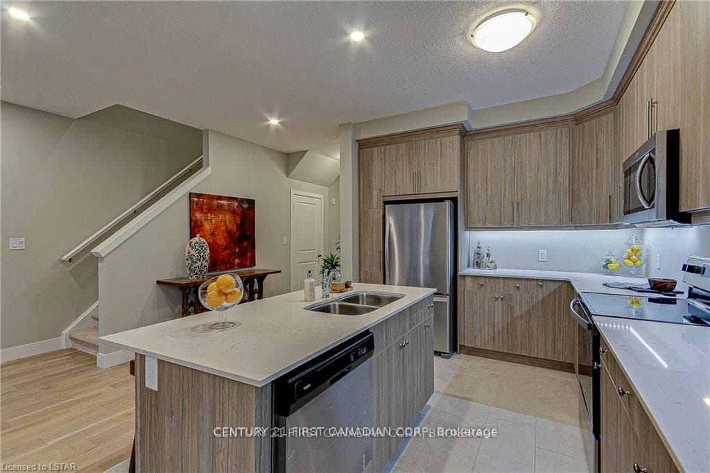 177 Edgevalley Road Unit 88 photo 10