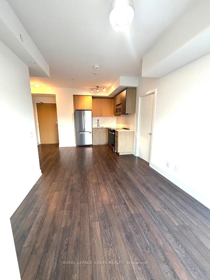 1350 Ellesmere Road Unit 910 photo 3