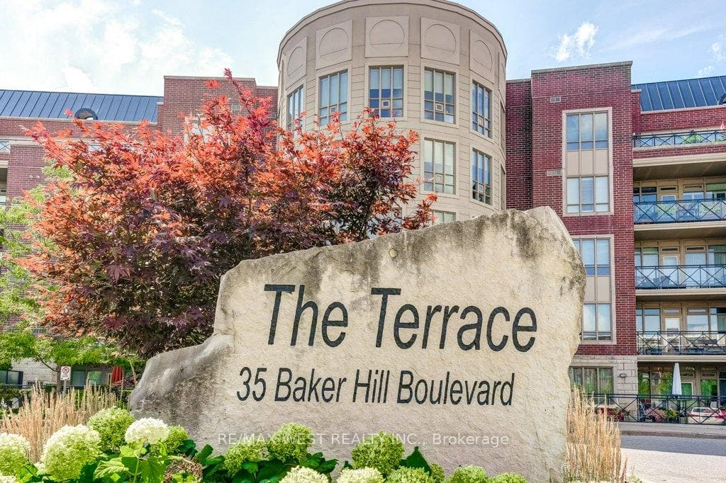 35 Baker Hill Boulevard Unit 404 photo 4