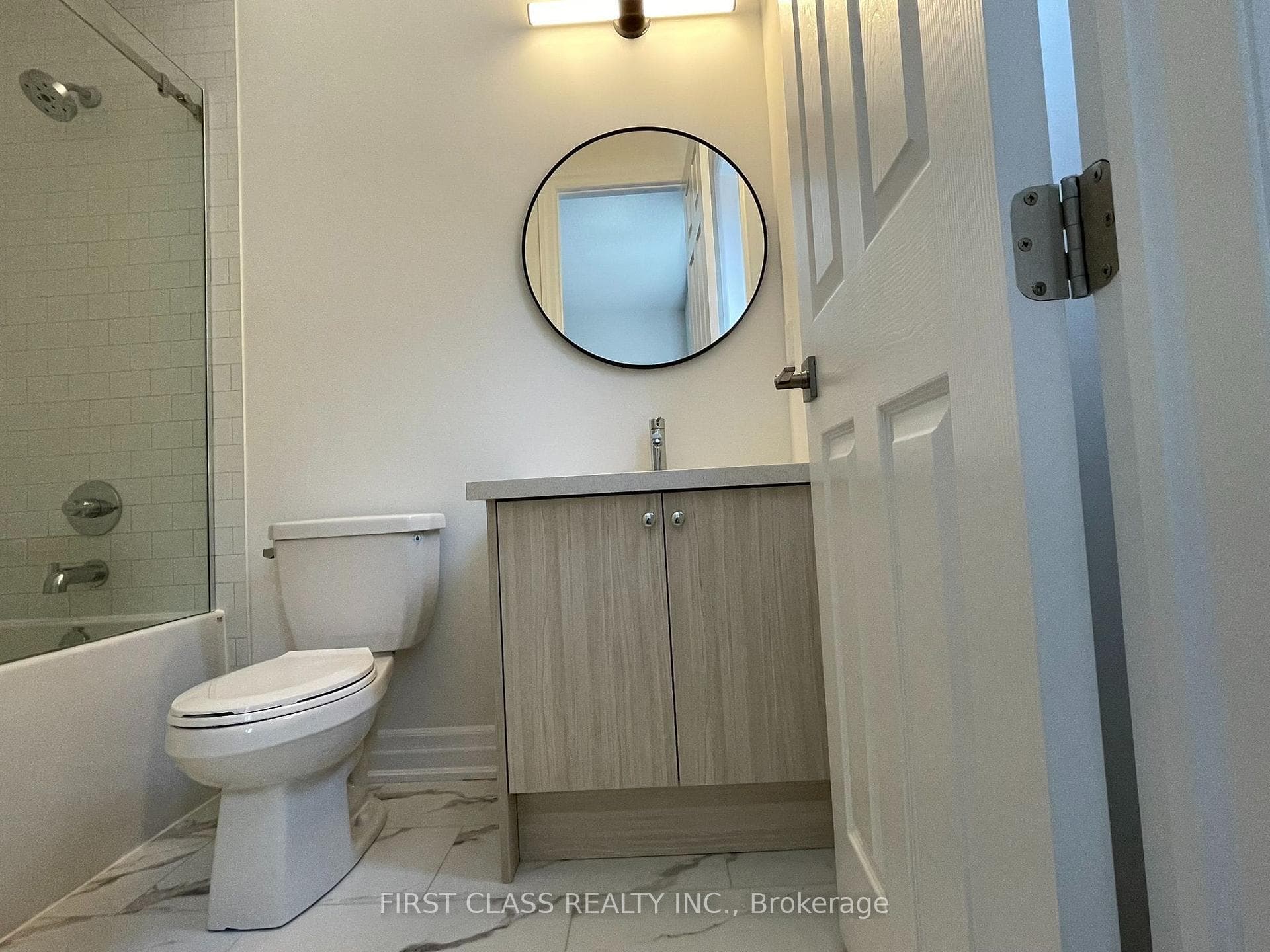 68 Thomas Smith Street photo 32