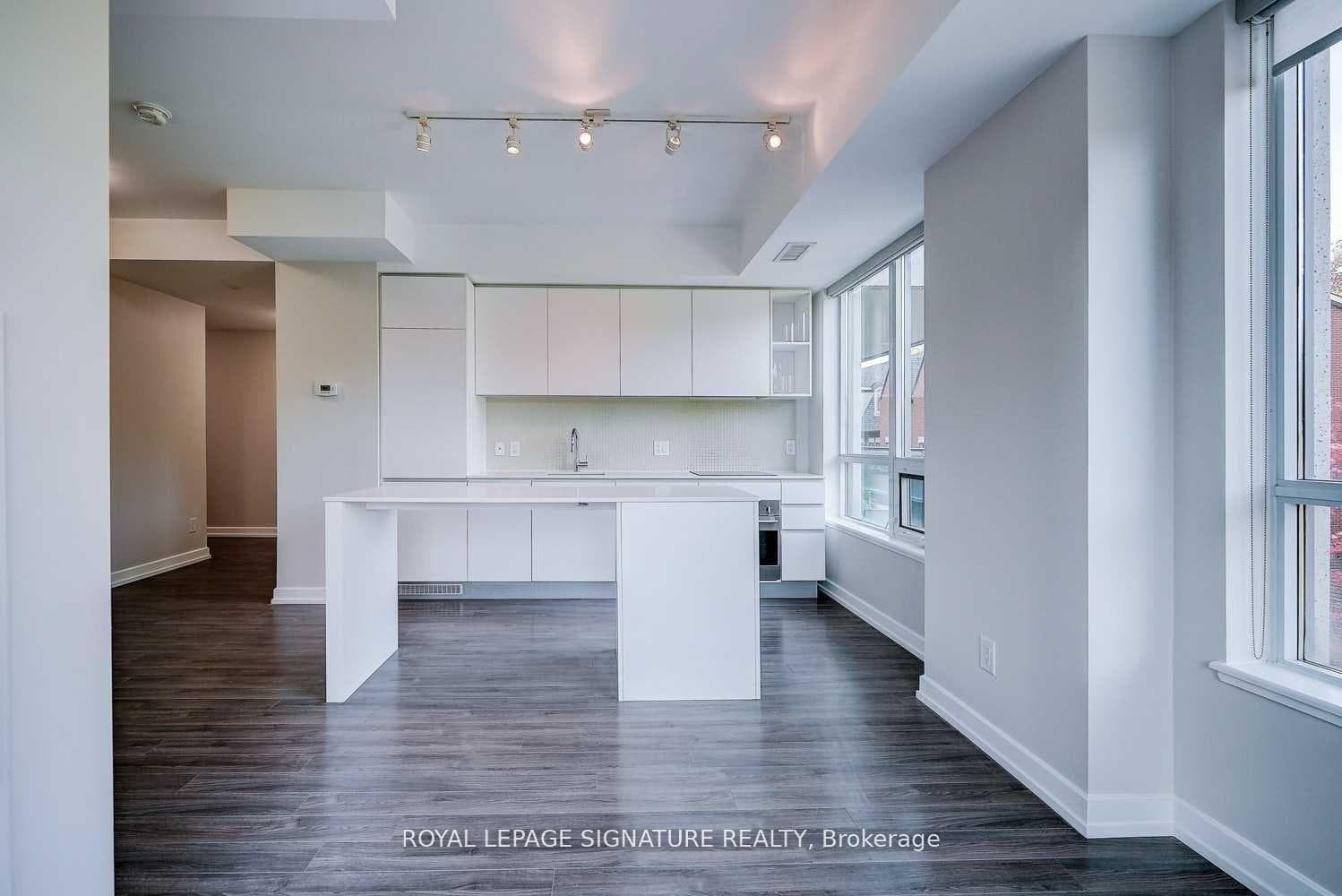 377 Madison Avenue Unit 319 photo 13