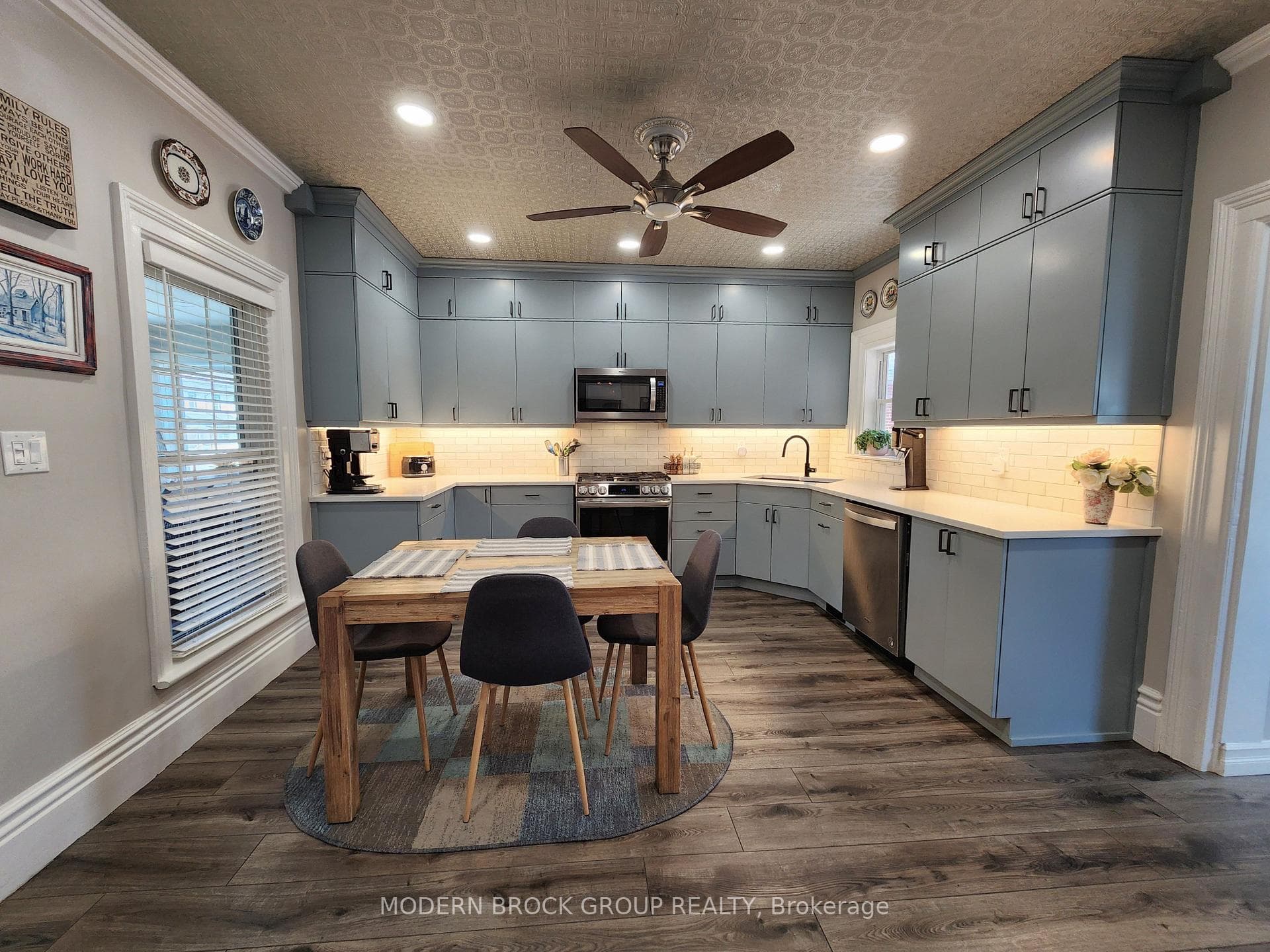 287 Brock Street photo 11