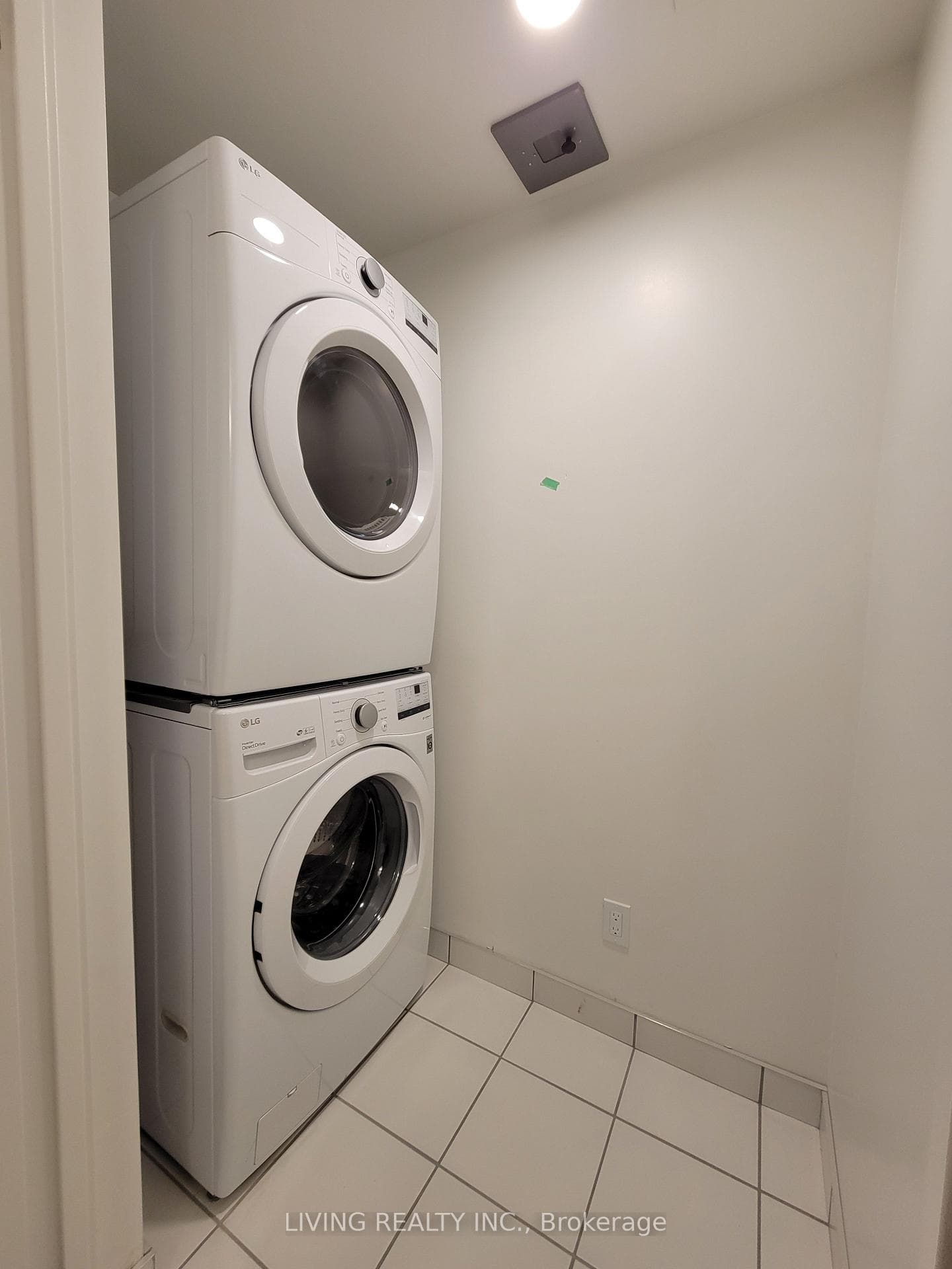 8119 Birchmount Road Unit 1604 photo 11