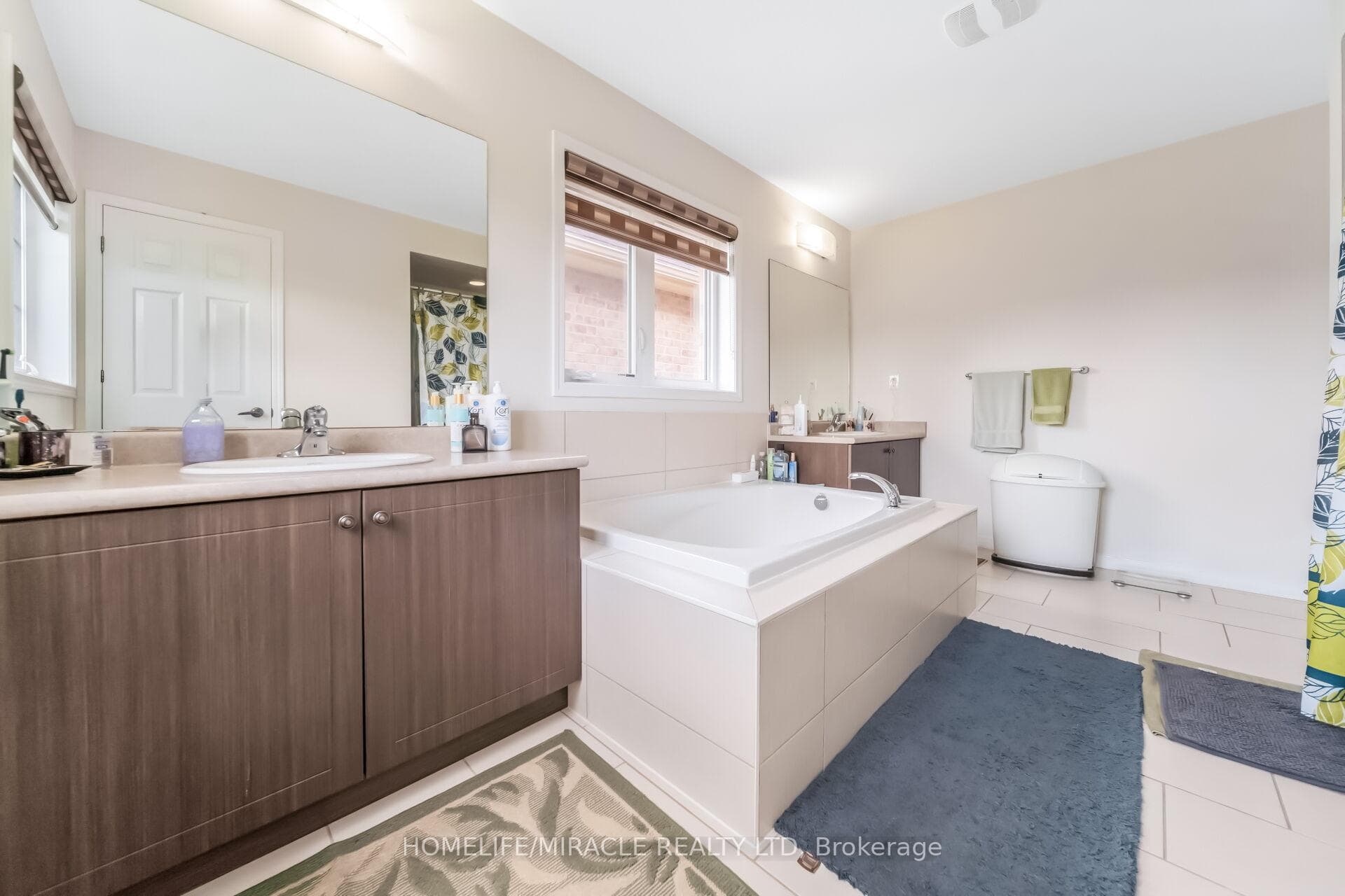 14 Abercrombie Crescent photo 31