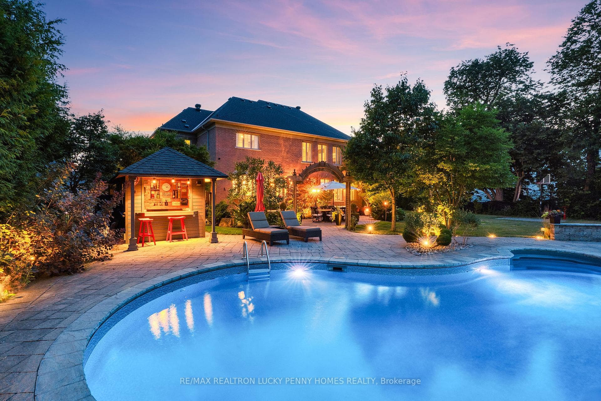 30 Bernadotte Drive photo 41